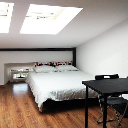 Nice Attic Studio Close To Old Town Air Conditioning - Klimatyzacja Краков Экстерьер фото